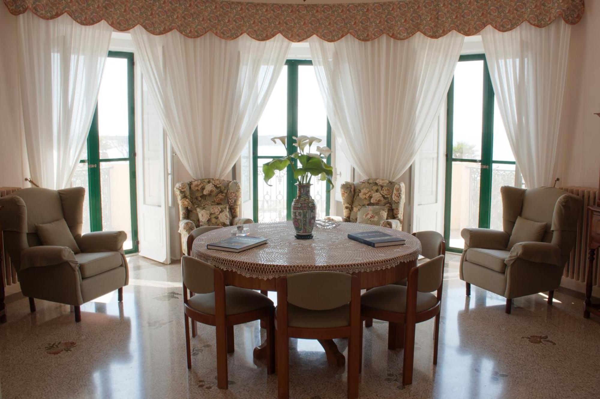 Villa La Meridiana - Caroli Hotels 莱乌卡 外观 照片